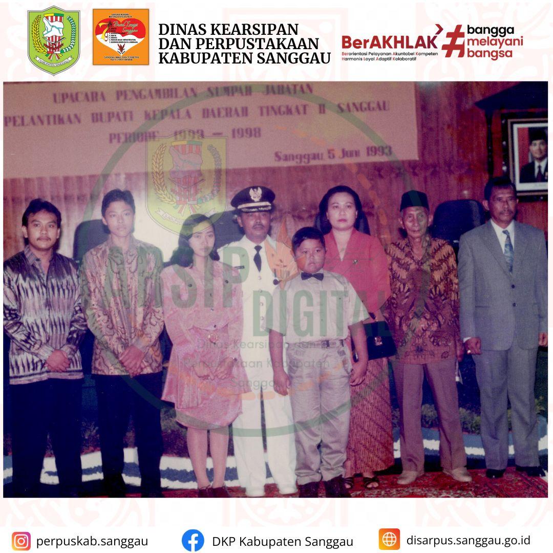 Potret Bupati Kepala Daerah Tingkat II Kol. Inf. H. Baisuni Z.A di Tahun 1993